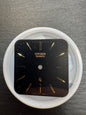 Citizen Original Zifferblatt 2820-262601 „Citizen Quartz" (eckig, Glanzschwarz/Gold, applizierte Indizes) – NOS