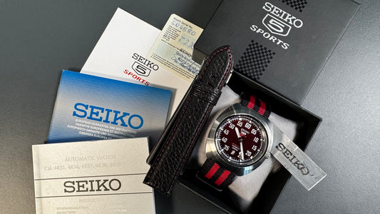 Seiko 5 Sports Limited Edition SRPA87K1 – rotes Carbon-Zifferblatt, Full Set (2016), gebraucht, inkl. neuem Lederarmband