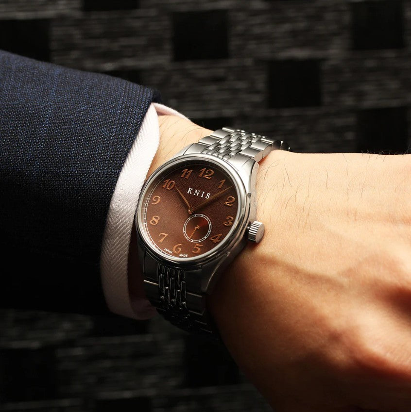 KNIS Automatik KODOU Small Seconds mit braunem Zifferblatt 38 mm