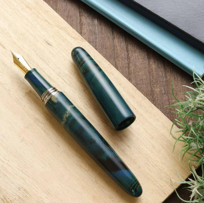 Wancher Dream Pen True Ebonite - Marble Green