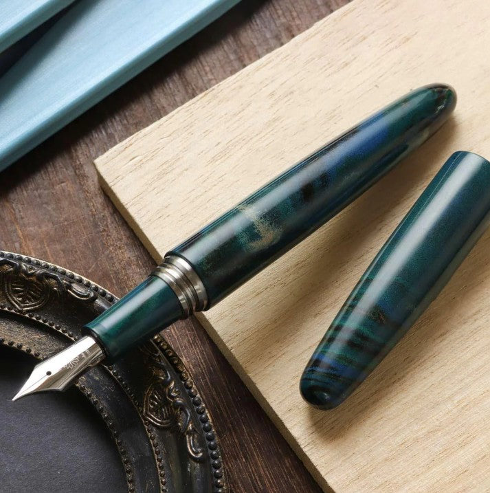 Wancher Dream Pen True Ebonite - Marble Green