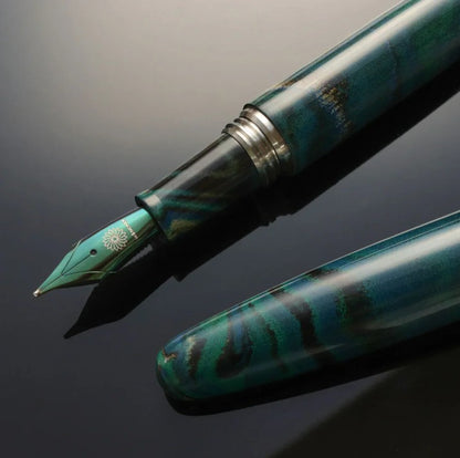 Wancher Dream Pen True Ebonite - Marble Green