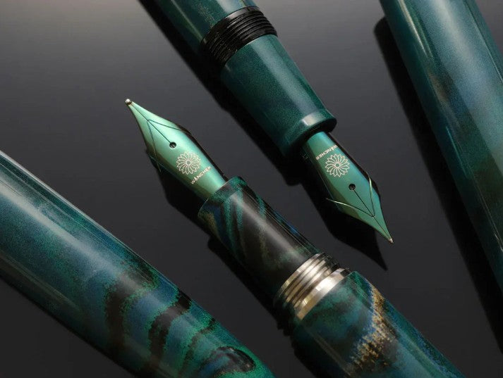Wancher Dream Pen True Ebonite - Marble Green