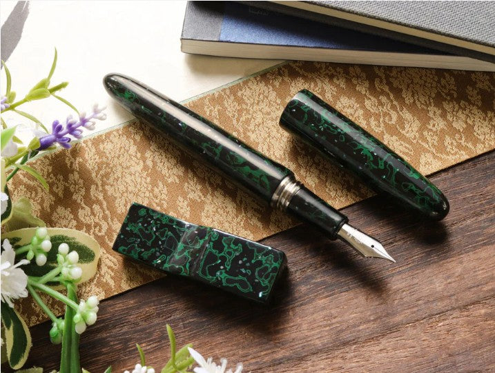 Wancher Dream Pen Tsugaru-nuri Midori-age Raden