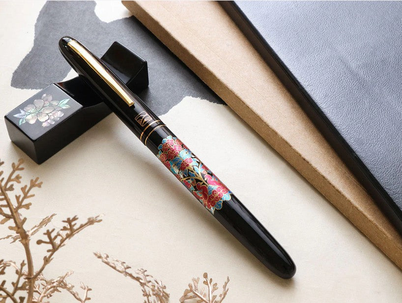 Wancher Kuretake Kindai Maki-e - Shunshoku Banri