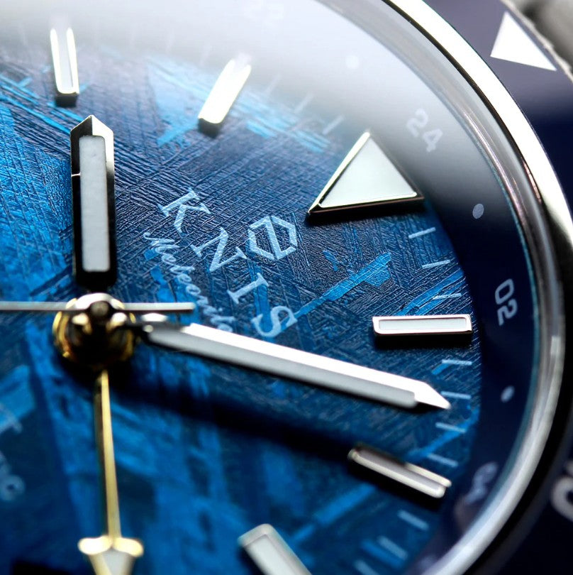 KNIS Meteorite GMT Automatic Diver 40 mm – Blue – Muonionalusta Meteorite