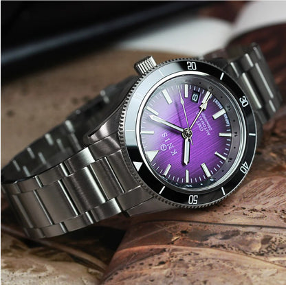KNIS GMT Automatic Diver 40 mm Purple