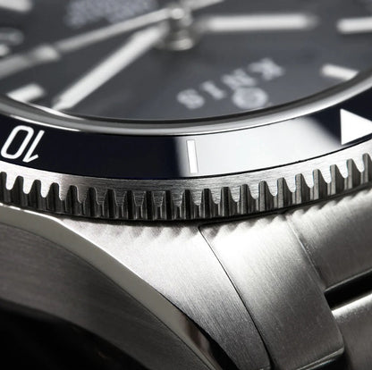 KNIS GMT Automatic Diver 40 mm Purple