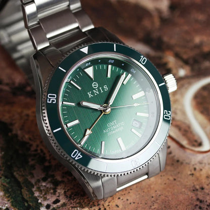 KNIS GMT Automatic Diver 40 mm Green