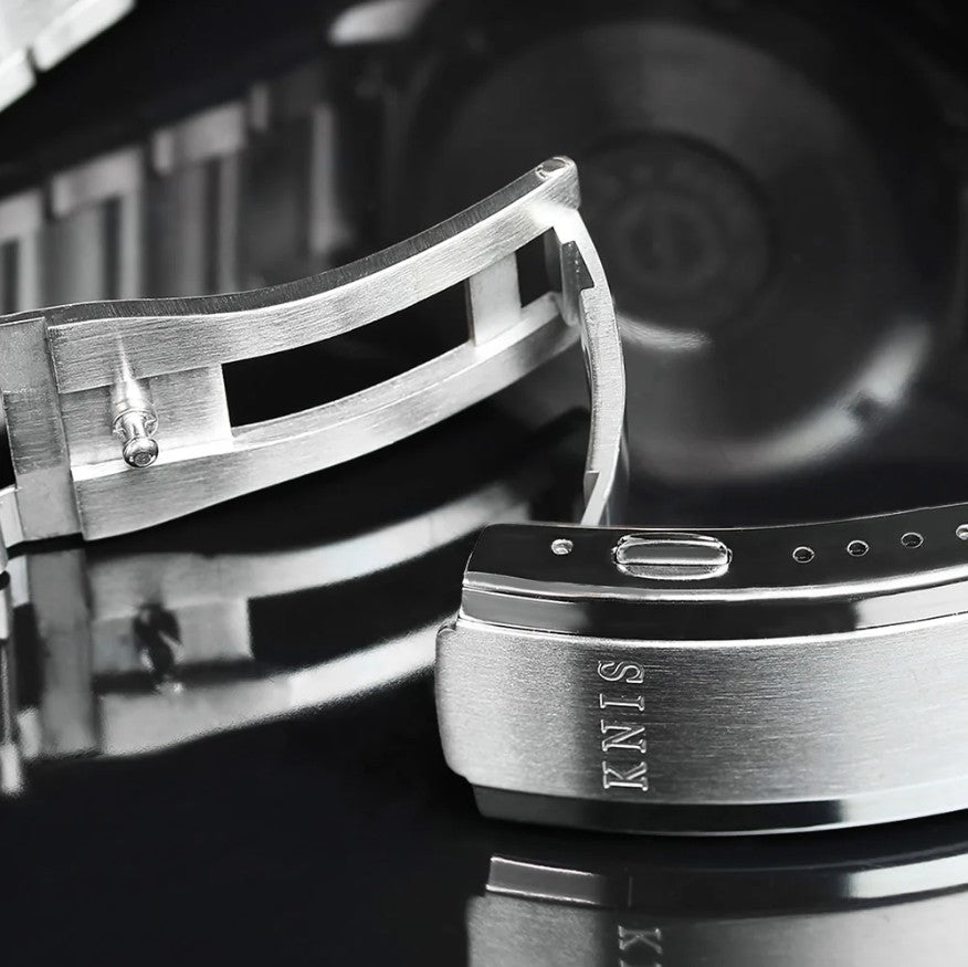 KNIS GMT Automatic Diver 40 mm Black
