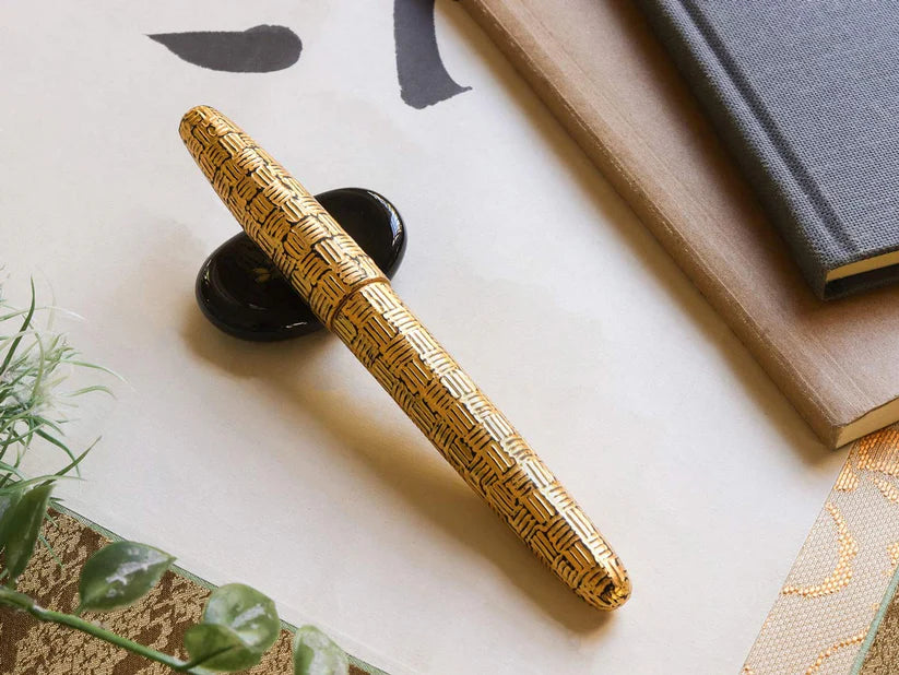 Hirota Urushi - Kushime Tsuishitsu Nuri - Kiniro I