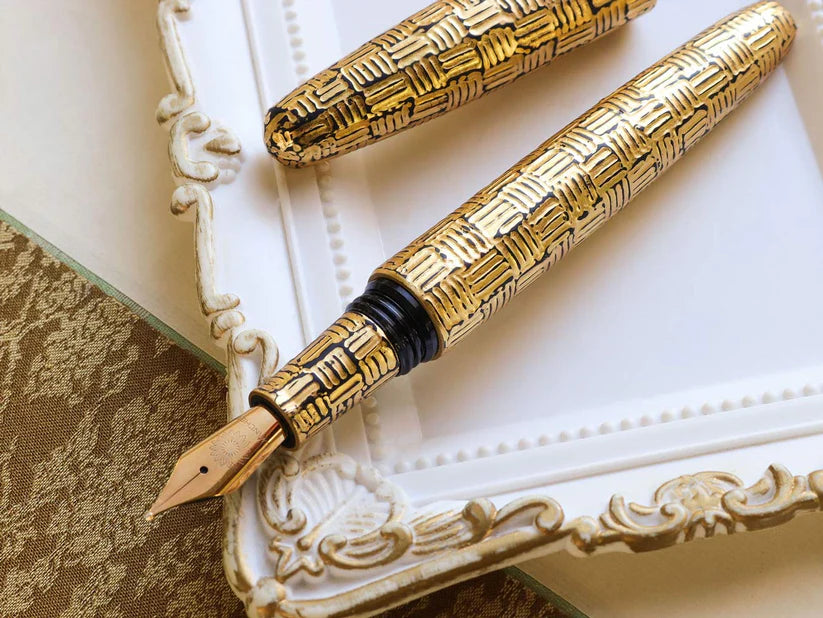 Hirota Urushi - Kushime Tsuishitsu Nuri - Kiniro I