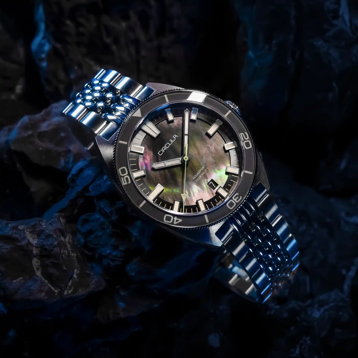 CIRCULA AquaSport II Mother of Pearl LE