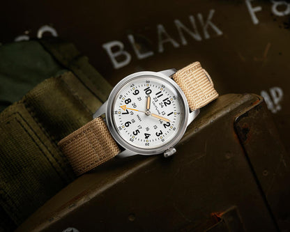 Outline Military Typ 1950 - White - 24H
