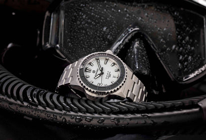 Formex REEF 39,5mm Automatik COSC 300M "Weiss"