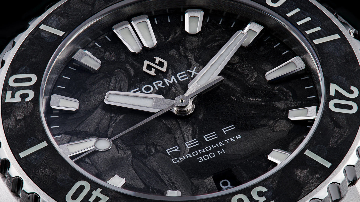 Formex REEF 39,5mm Automatik COSC 300M "Forged Carbon"