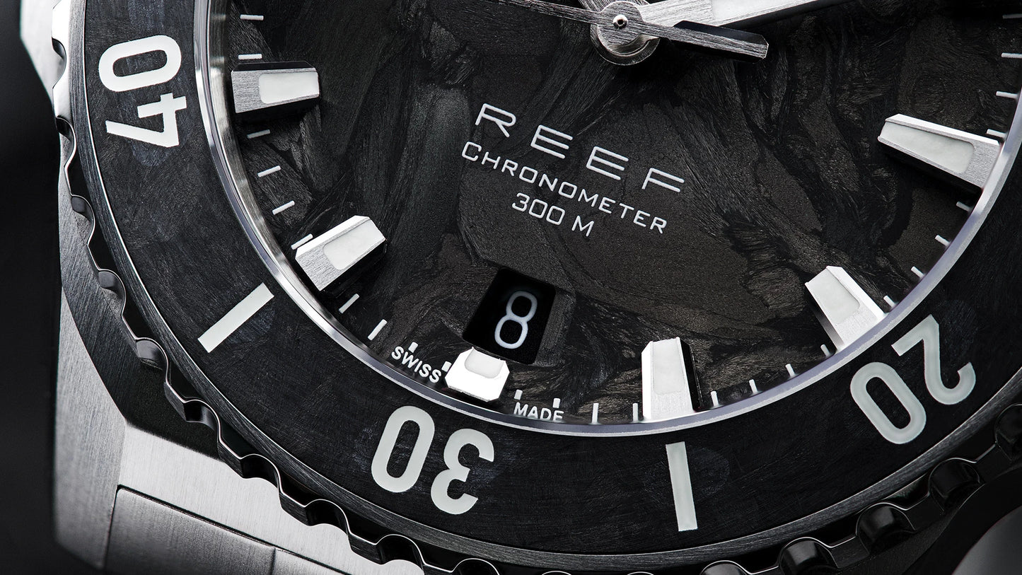 Formex REEF 39,5mm Automatik COSC 300M "Forged Carbon"