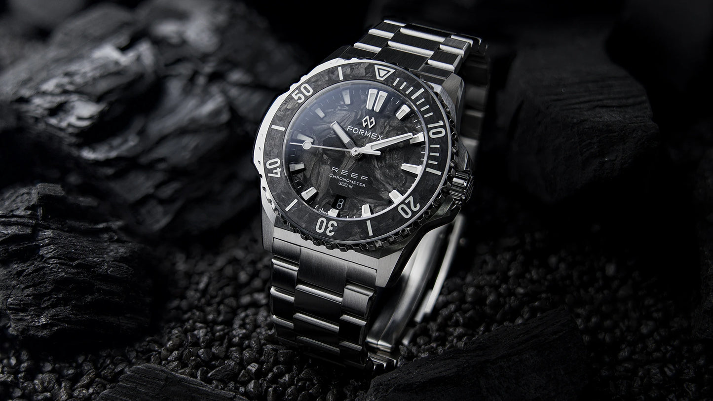 Formex REEF 39,5mm Automatik COSC 300M "Forged Carbon"