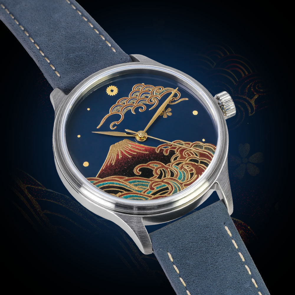 WANCHER Dream Watch – Urushi Blue Kindai Maki-e „Aka Fuji" – Einzelstück