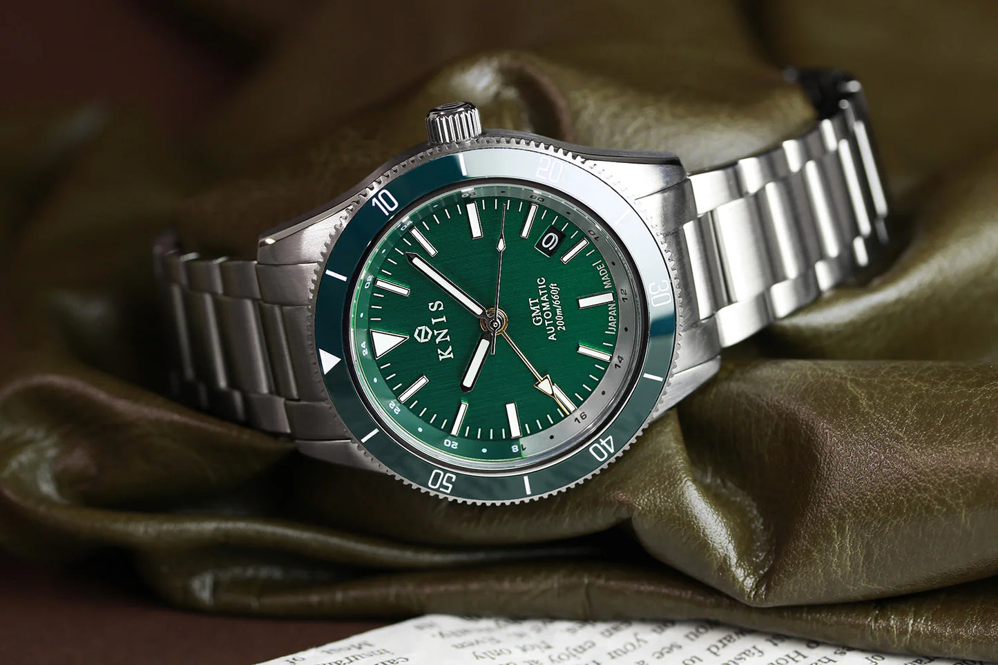 KNIS GMT Automatic Diver 40 mm Green