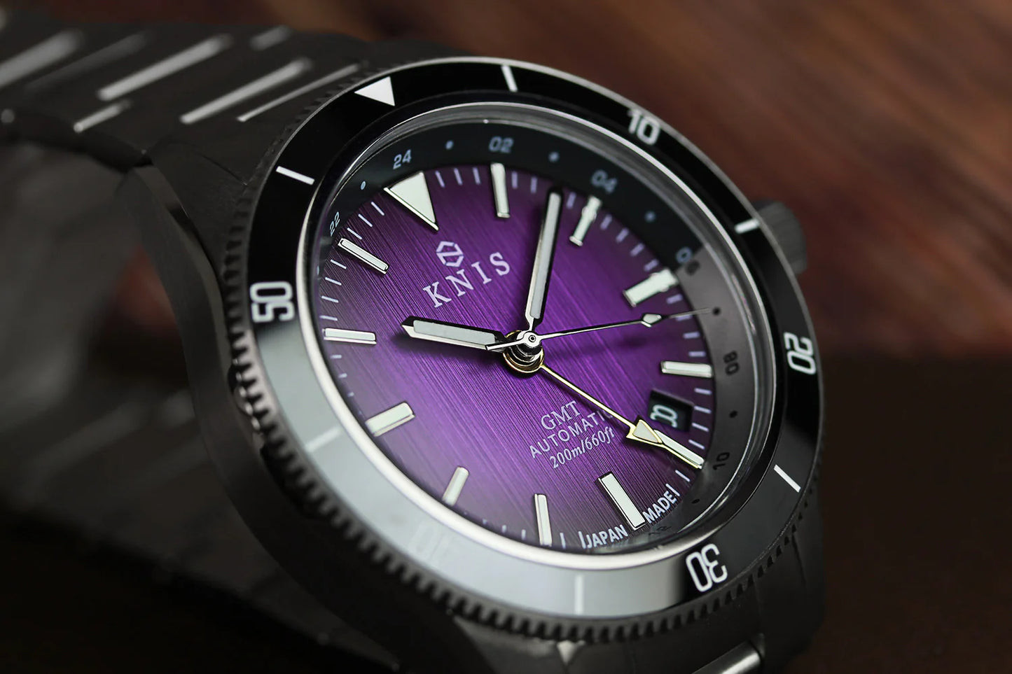 KNIS GMT Automatic Diver 40 mm Purple