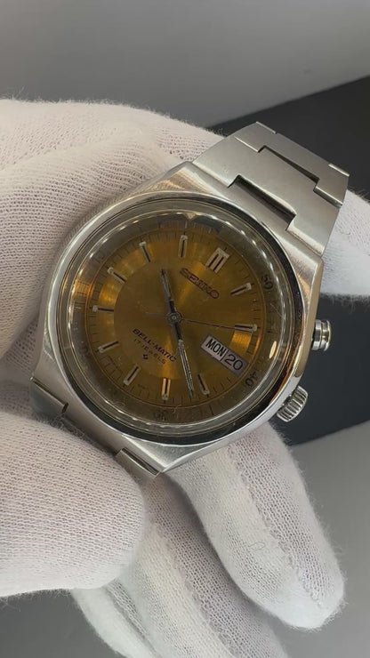 Seiko Bell-Matic (Oktober 1977) – mechanische Alarmuhr mit ikonischem Gold-Zifferblatt