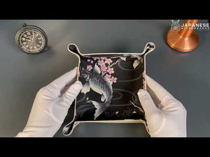 Plateau exclusif pour montres et bijoux – pièces uniques fabriquées à la main, modèle « Kois - Bleu marine », 20 x 20