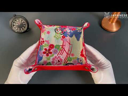 Plateau exclusif pour montres et bijoux – pièces uniques réalisées à la main à partir de tissus de kimonos japonais originaux, modèle Pont japonais et Papillon, 20 x 20 cm