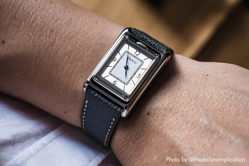 VARIO VERSA Reversible Dual Time Silver-Black Enamel Watch