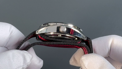 Seiko 5 Sports Limited Edition SRPA87K1 – rotes Carbon-Zifferblatt, Full Set (2016), gebraucht, inkl. neuem Lederarmband