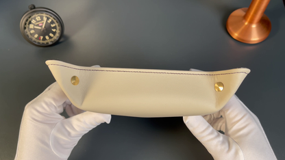 Plateau exclusif pour montres et bijoux – pièces uniques fabriquées à la main, modèle « Kois - Bleu marine », 20 x 20