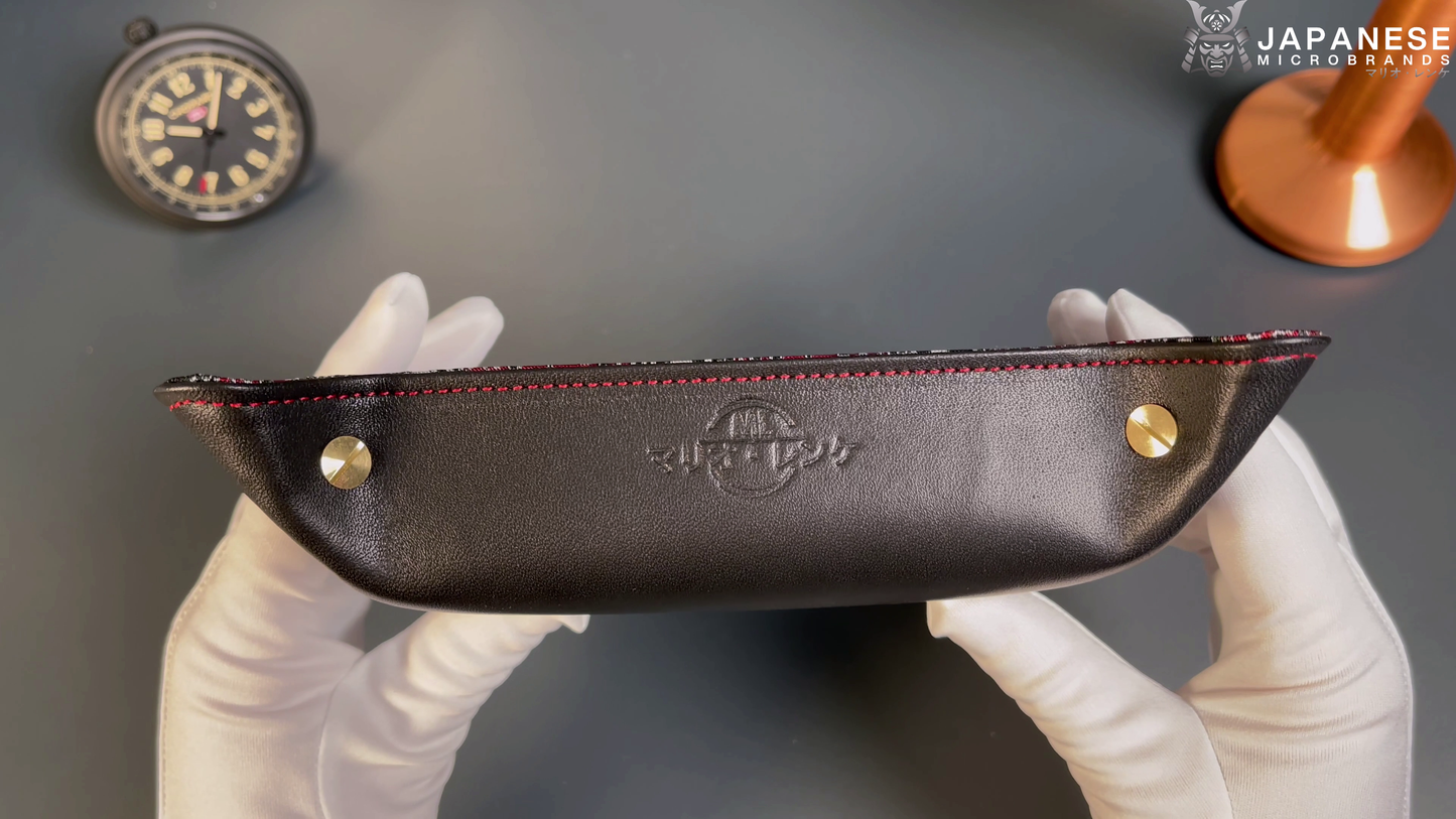 Plateau exclusif pour montres et bijoux – Pièces uniques fabriquées à la main à partir de tissus de kimono japonais originaux, modèle Cercles Japonais, 20 x 20 cm