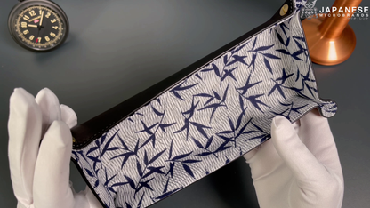 Plateau exclusif pour montres et bijoux – Pièces uniques fabriquées à la main à partir de tissus de kimonos japonais originaux, motif Branches du Japon bleu et blanc 24 x 12