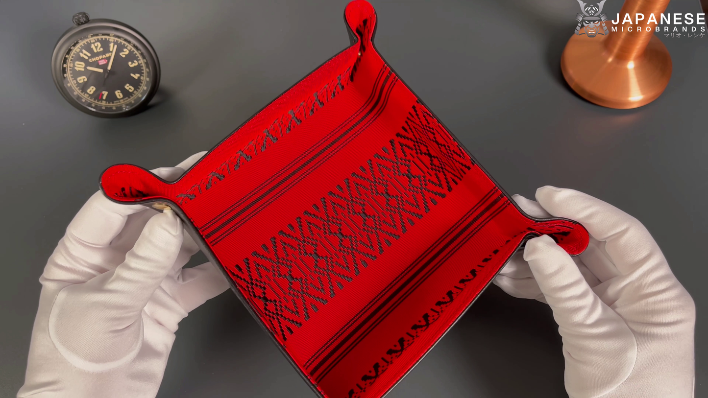 Plateau exclusif pour montres et bijoux – pièces uniques fabriquées à la main à partir de tissus de kimono japonais originaux, modèle Japan, noir et rouge, 20 x 20 cm
