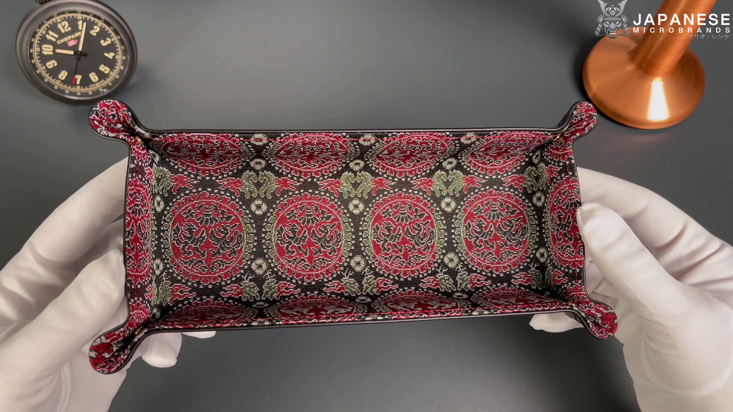 Plateau exclusif pour montres et bijoux – Pièces uniques réalisées à la main à partir de tissus de kimonos japonais originaux, modèle Cercles Japonais, 24 x 12 cm