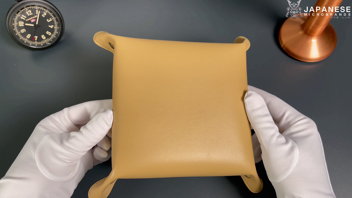 Plateau exclusif pour montres et bijoux – pièces uniques fabriquées à la main à partir de tissus de kimonos japonais originaux, modèle Paysage japonais pastel, 20 x 20