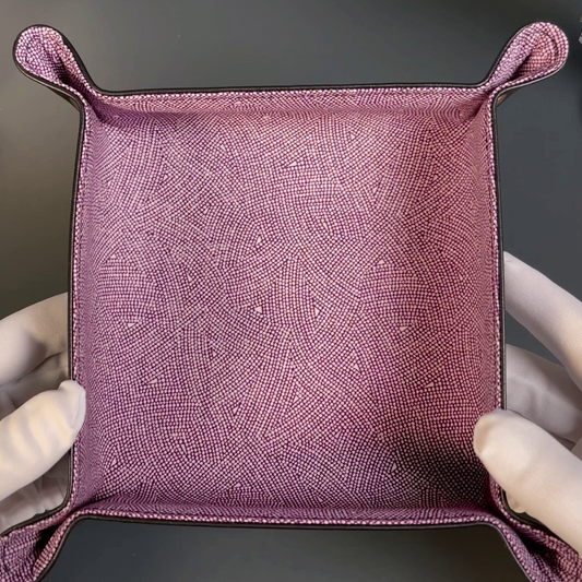 Plateau exclusif pour montres et bijoux – Pièces uniques fabriquées à la main à partir de tissus de kimonos japonais originaux, modèle Japan Lila Moments 20 x 20