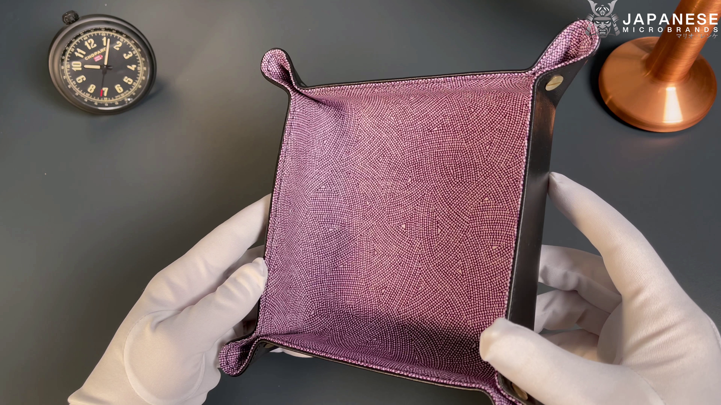 Plateau exclusif pour montres et bijoux – Pièces uniques fabriquées à la main à partir de tissus de kimonos japonais originaux, modèle Japan Lila Moments 20 x 20