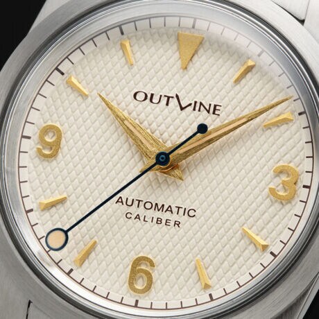 Outline 369 Special (Honeycomb Ivory) 36mm